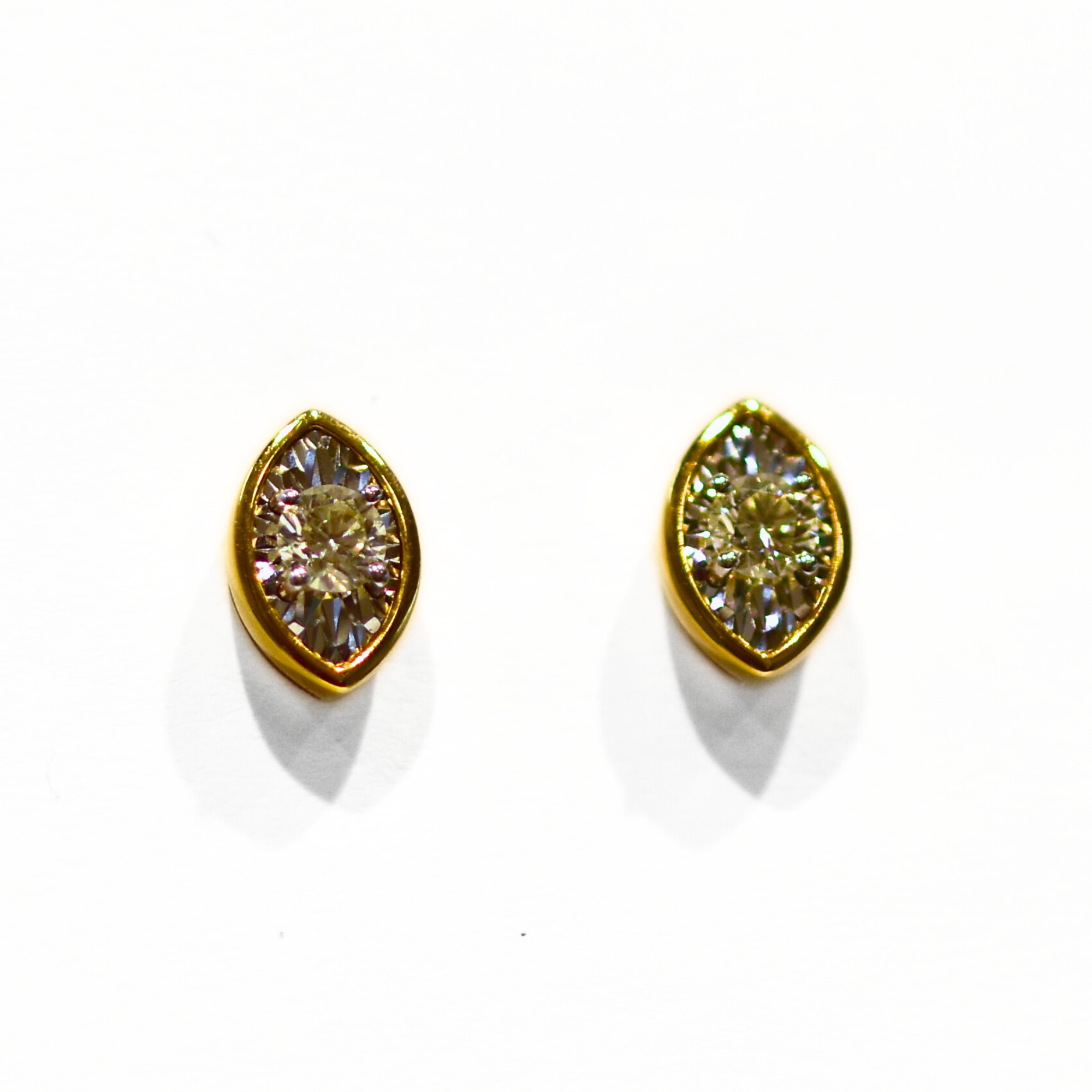 Picture of Natural Diamond Studs